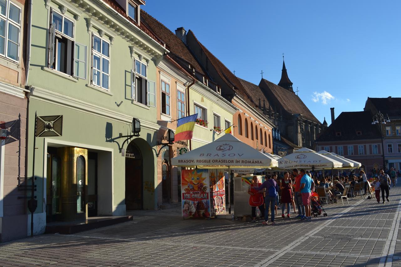 Casa Krone - Piata Sfatului Braşov Dış mekan fotoğraf