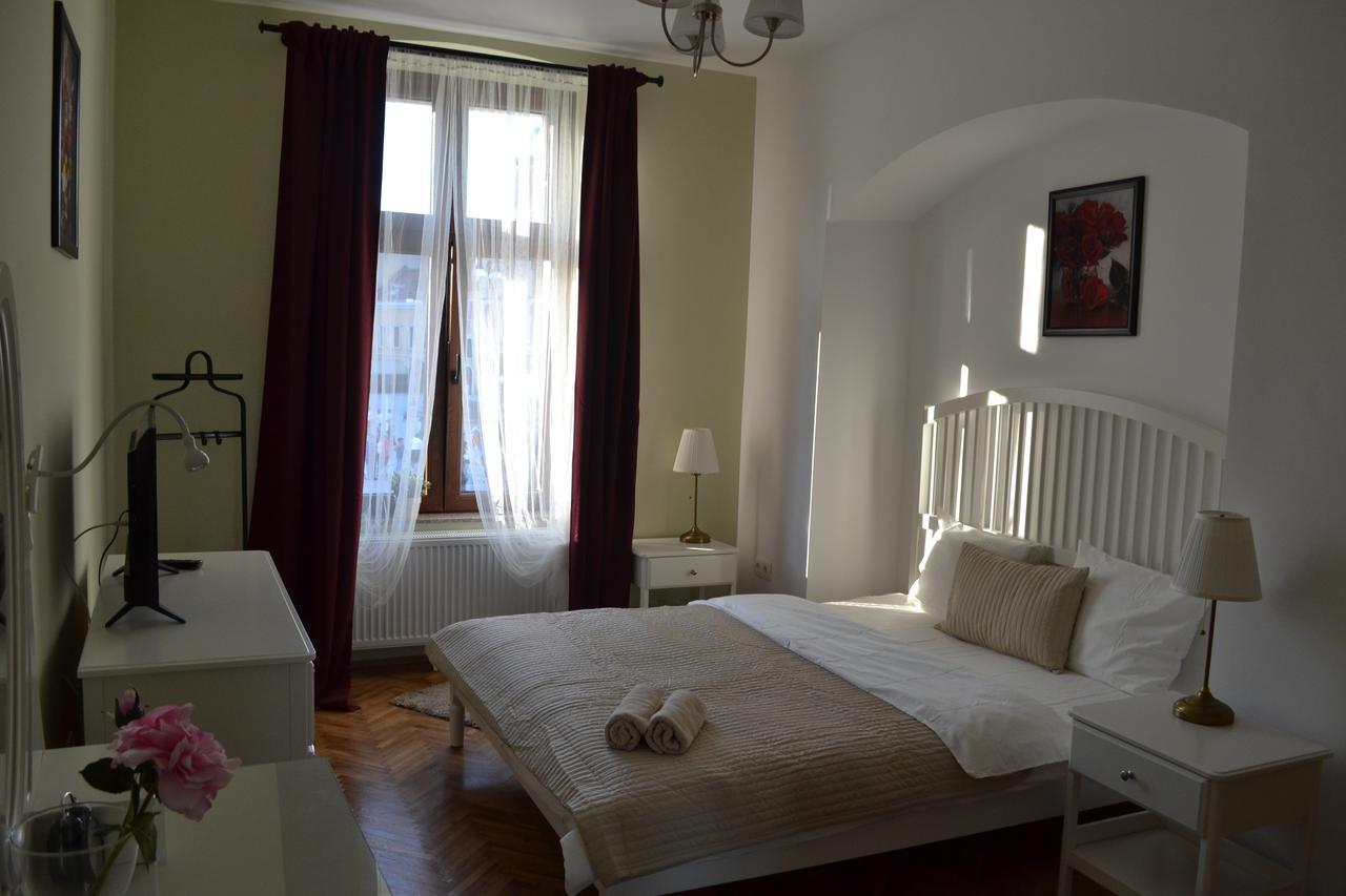 Casa Krone - Piata Sfatului Braşov Dış mekan fotoğraf