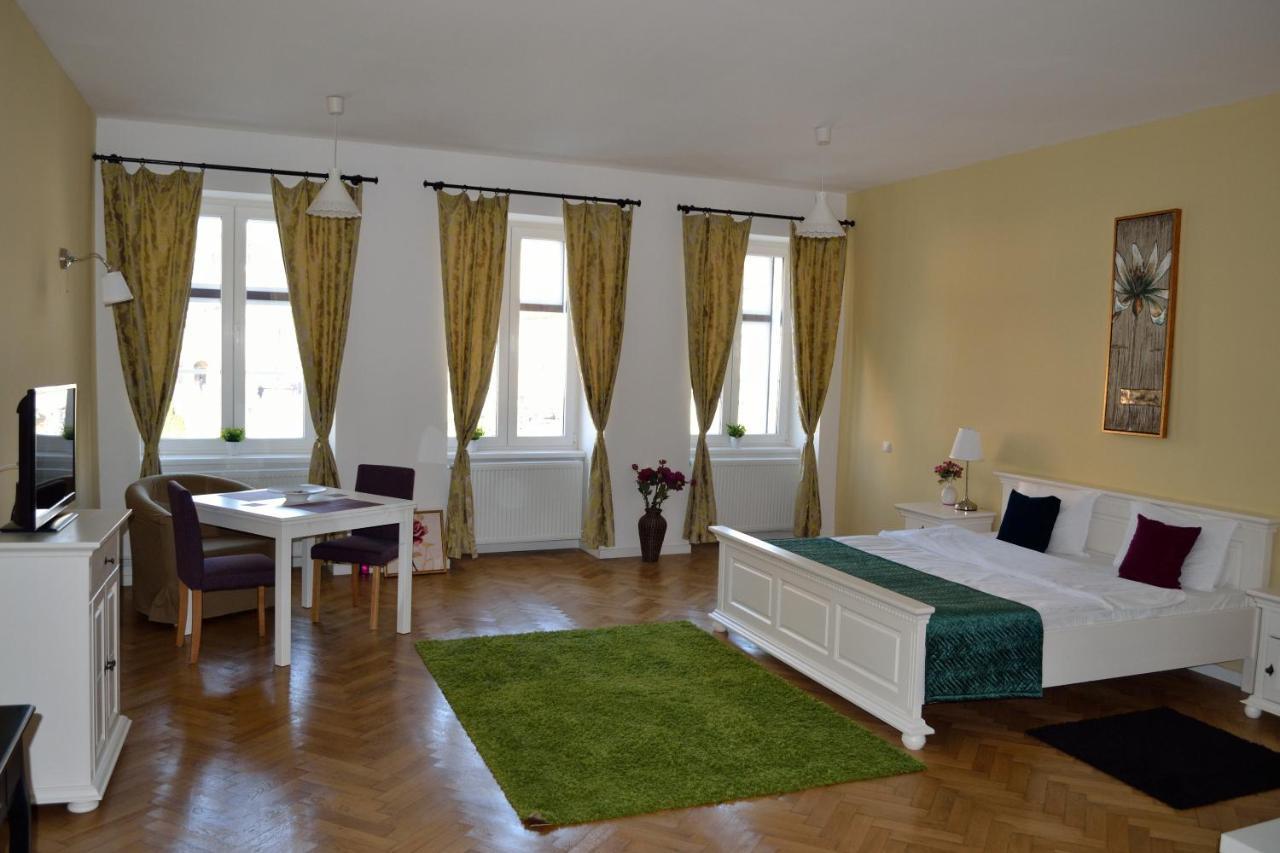 Casa Krone - Piata Sfatului Braşov Dış mekan fotoğraf